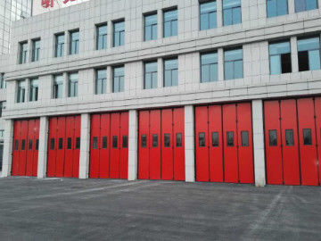 Portes pliantes industrielles automatiques / manuelles avec conception de cadre caché