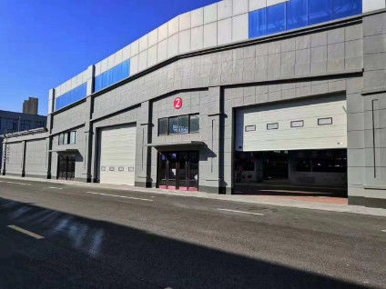 acheter Porte sectionnelle industrielle personnalisable résistante aux intempéries online manufacture