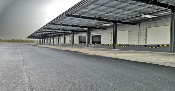 Logistique moderne Plateformes de chargement et de déchargement électriques
