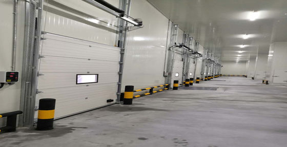 Opération manuelle électrique Porte sectionnelle industrielle personnalisée pour garage d'entrepôt