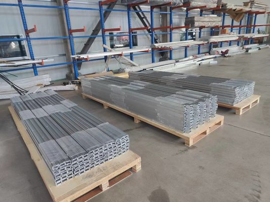 Ligne de montage Porte à rouleaux rapides 0,8 m/s - 1,2 m/s Porte à volets à petits rouleaux