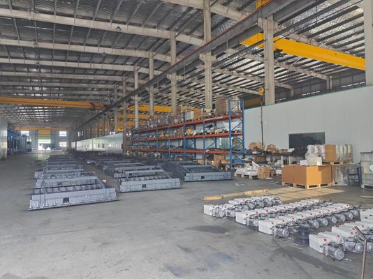 Nivelateur hydraulique automatique de quai à puits avec tailles et capacité de chargement personnalisées pour les quais de chargement d'entrepôt
