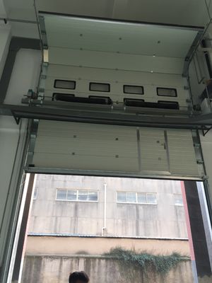 Entreposage Logistique Porte sectionnelle industrielle Porte sectionnelle de garage isolée